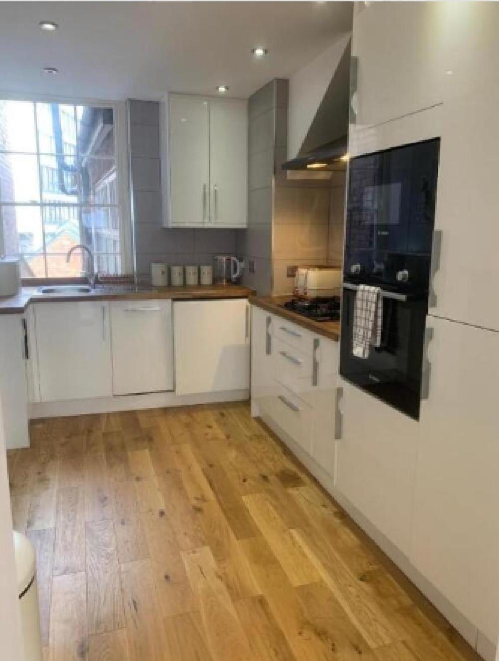 Hu1 Triplex City Centre Gem Sleeps 6 H7 Кингстън ъпон Хъл Стая снимка